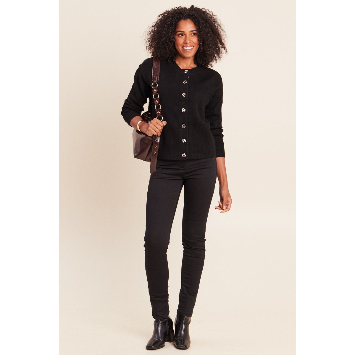 Gilet droit mi-long col rond noir, BREAL