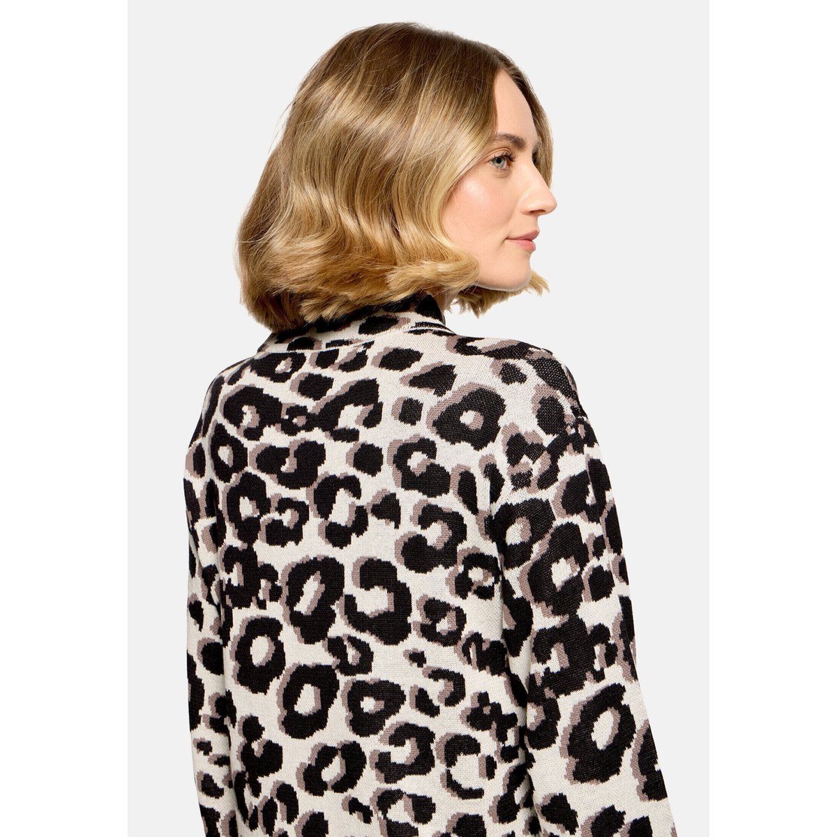 Pull-over en maille à motif jacquard patch black/beige, BETTY BARCLAY