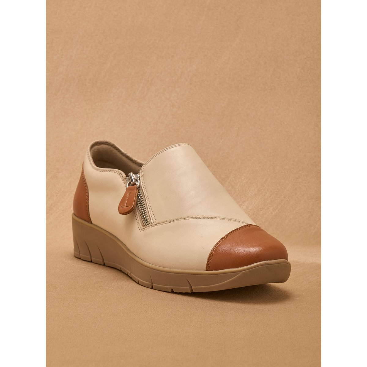 Chaussures confort zippées et élastiquée beige, PEDICONFORT