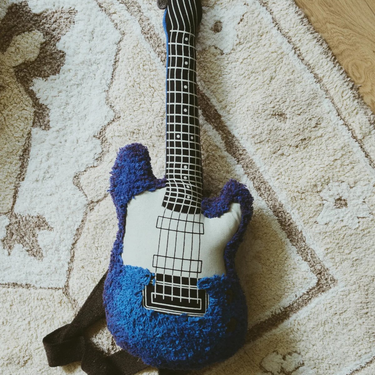 Coussin Guitare électrique MUSIC STUDIO bleu électrique, noir, bleu nador, marine, LORENA CANALS
