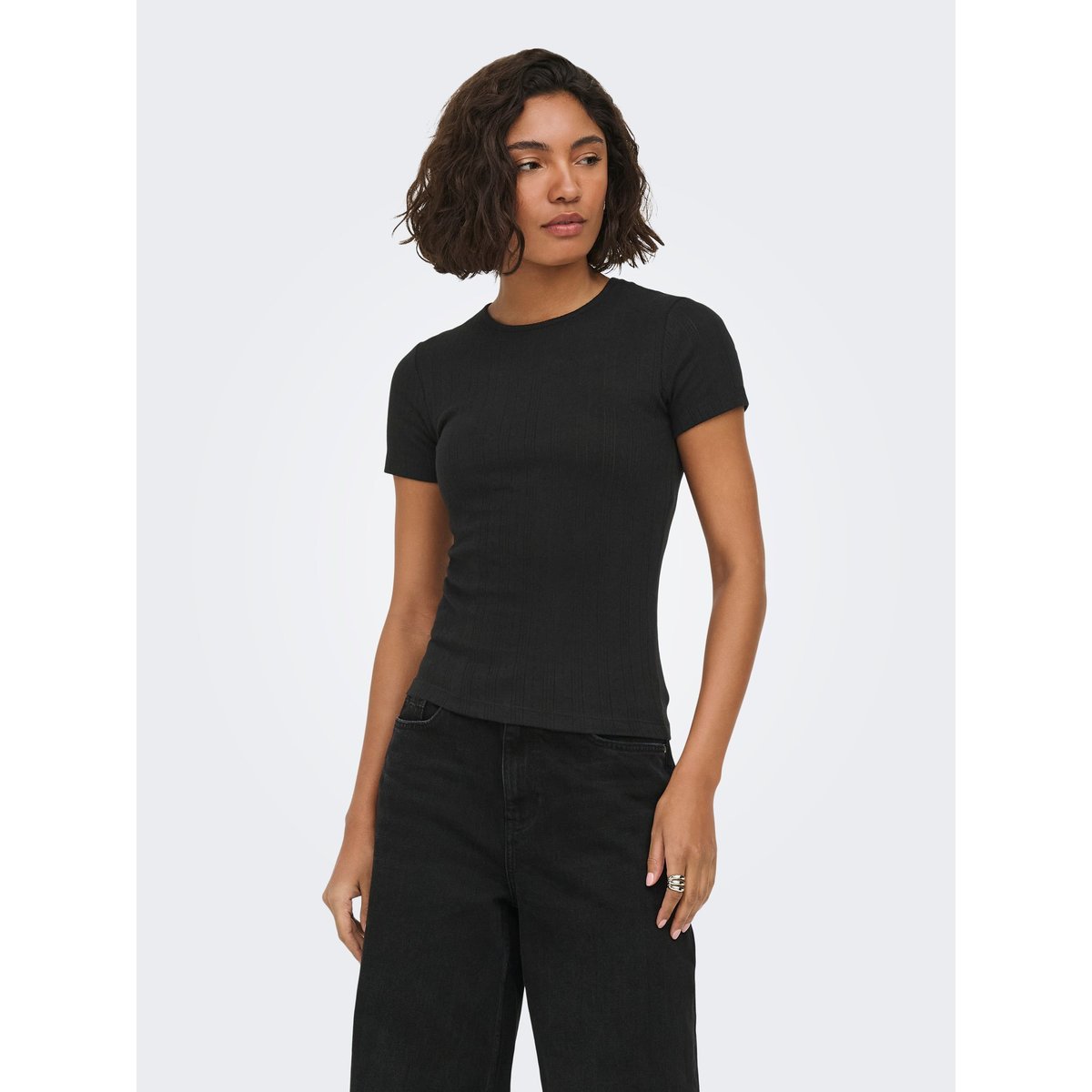Top black 1, JDY