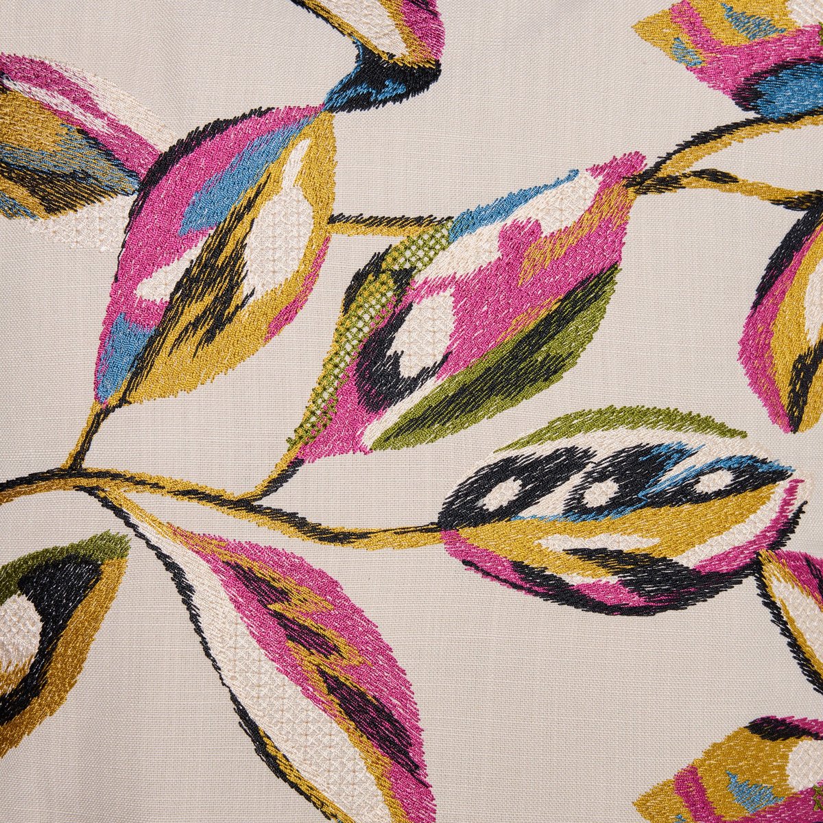 Housse De Coussin en Feuillages brodés colorés RAMHA calcaire et multicolore, MADURA