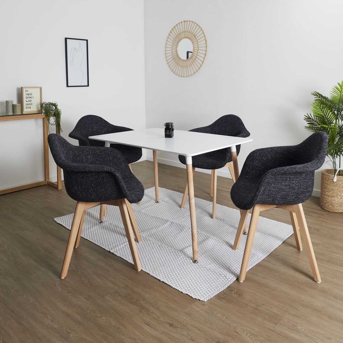 Fauteuil design scandinave en grosse maille FLORA noir, THE HOME DECO FACTORY