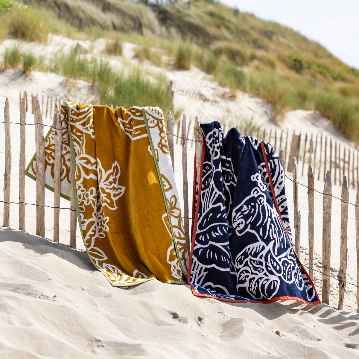 Drap De Plage en Toucher velours motif jungle TIGRIS jaune et ivoire, MADURA