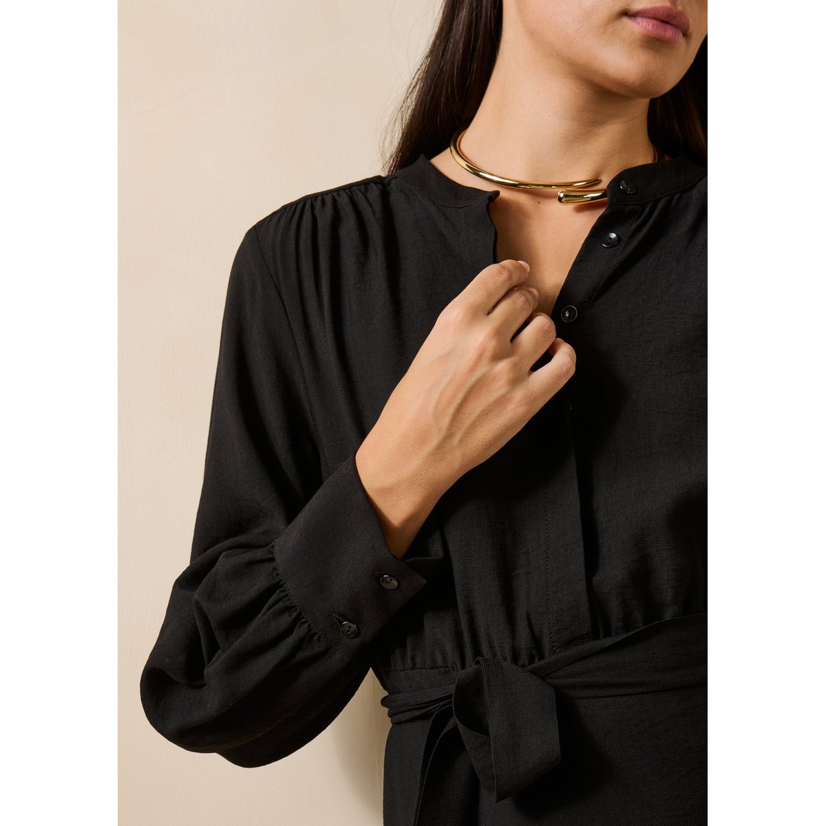 Robe longue manches longues avec ceinture noir, LA FEE MARABOUTEE