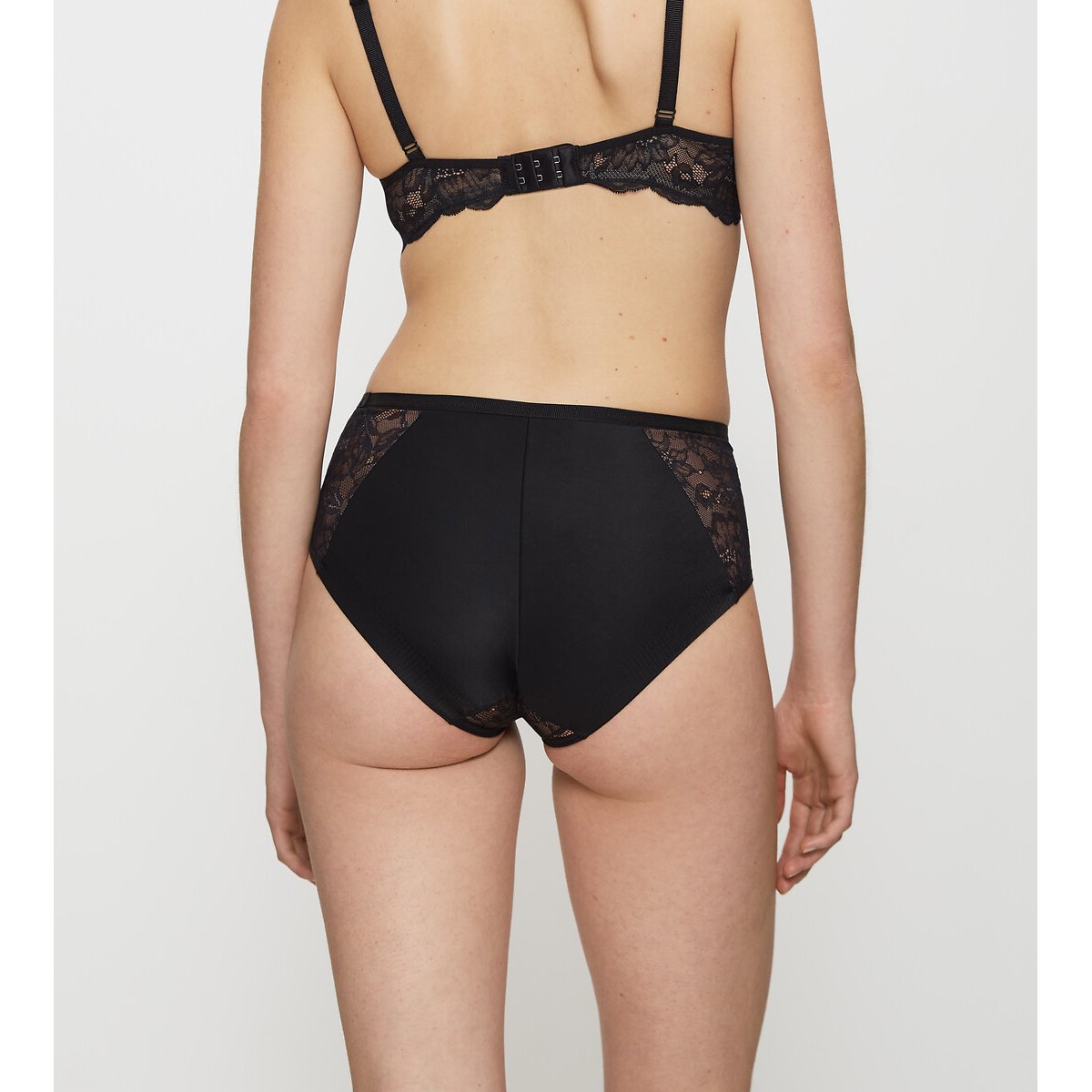 Amourette Charm Maxi Knickers black, TRIUMPH