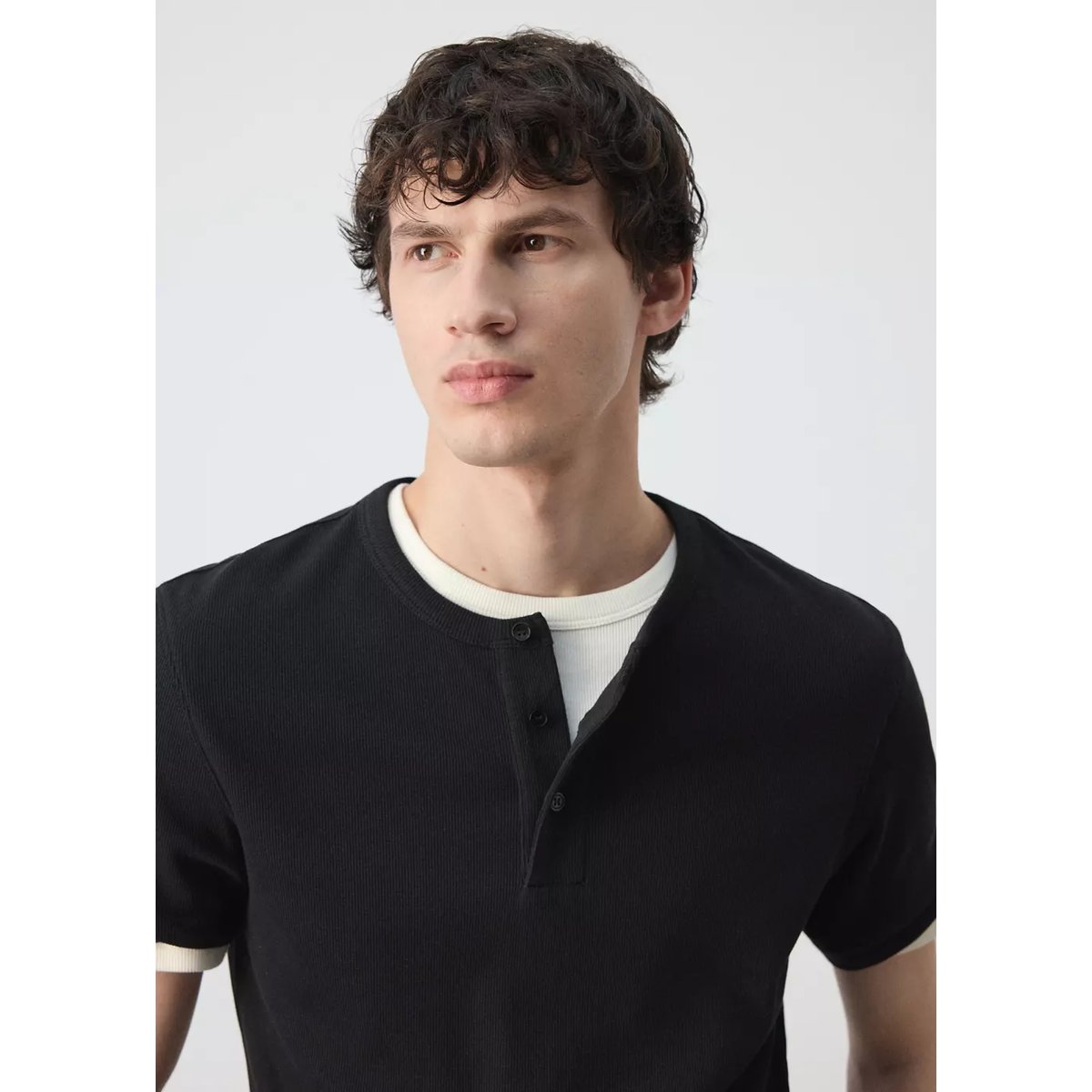 T-shirt en coton côtelé à col rond style boulanger noir, MANGO MAN