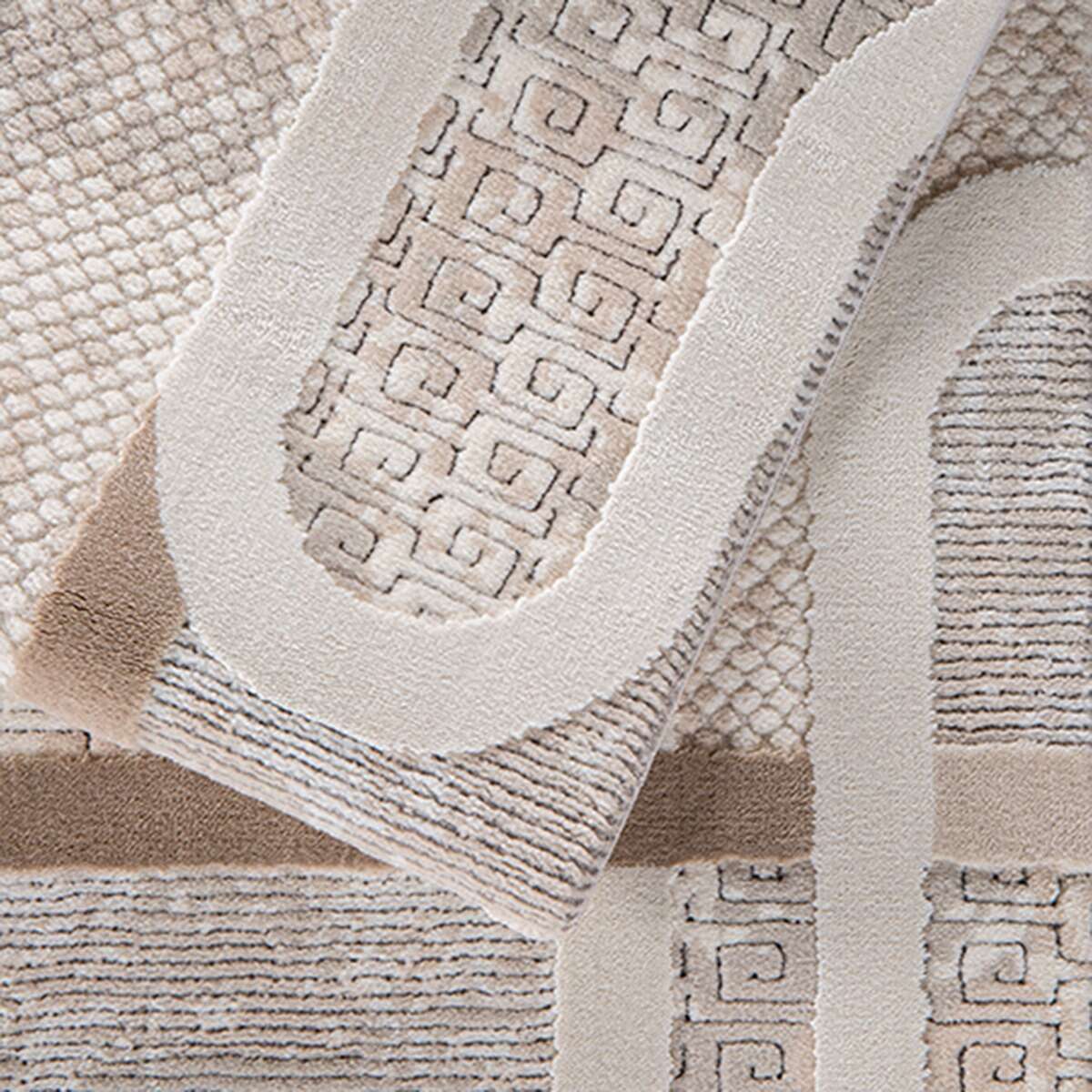 Tapis doux moderne en relief géométrique GEO beige, THE DECO FACTORY
