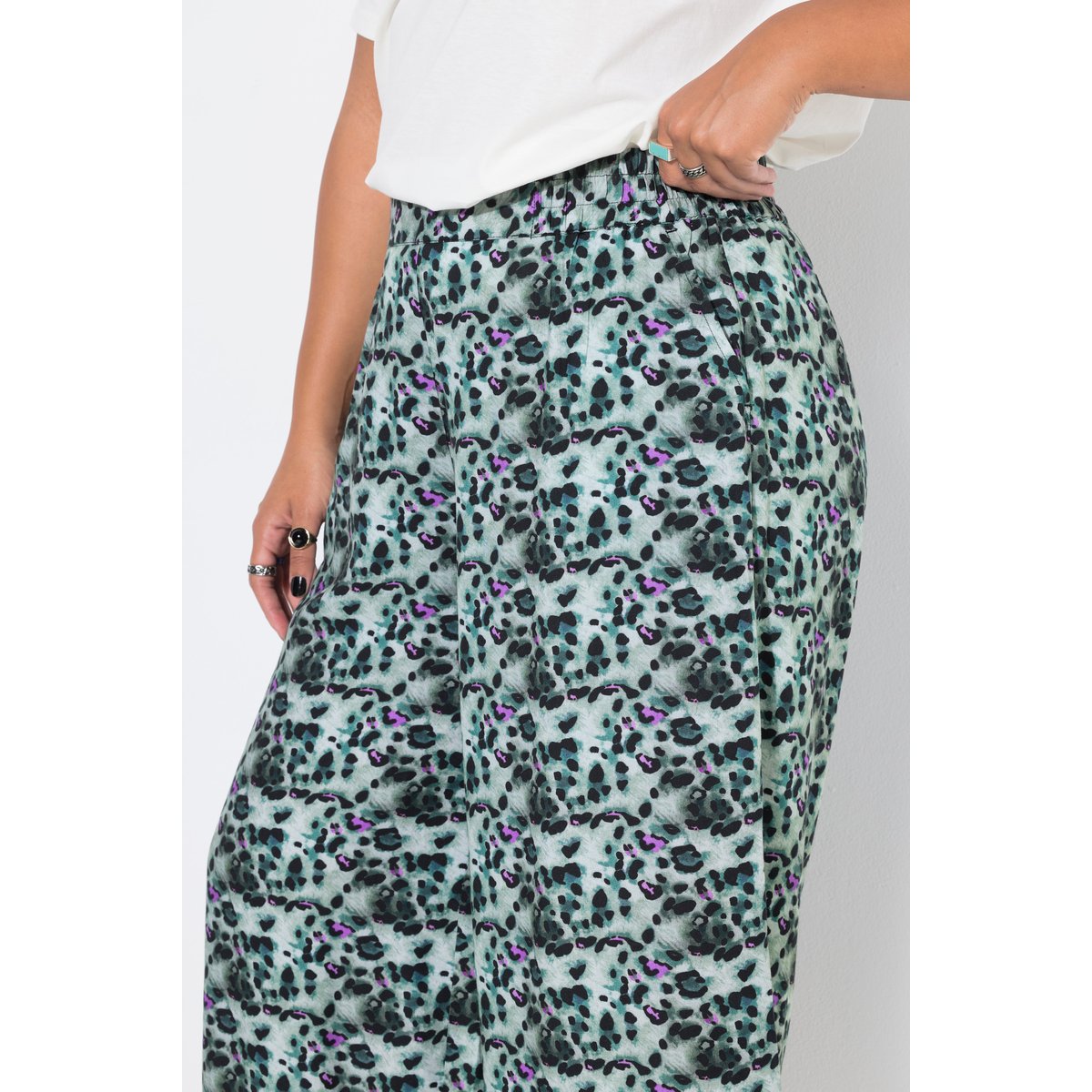 Jupe-culotte très ample à motif cactus, STUDIO UNTOLD