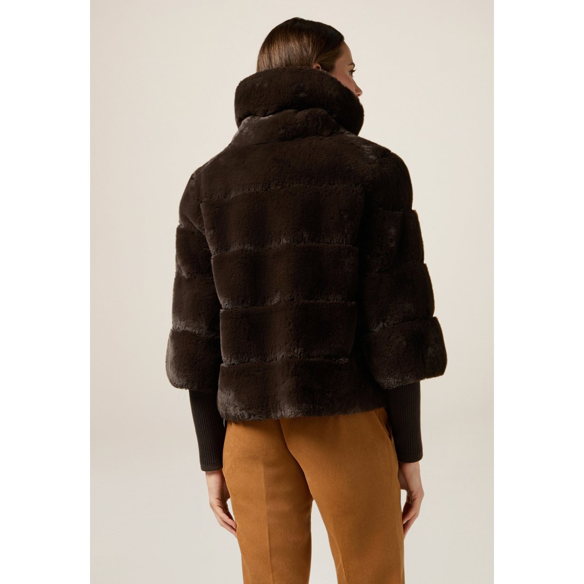 Veste marron, OLTRE
