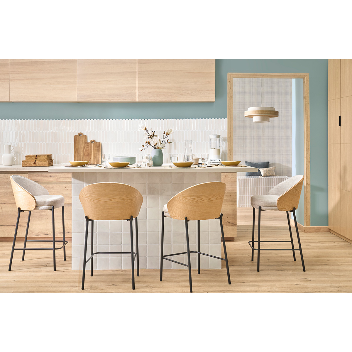 Tabourets de bar noirs, bois foncé et métal H65 cm (lot de 2) TUCSON gris, MILIBOO