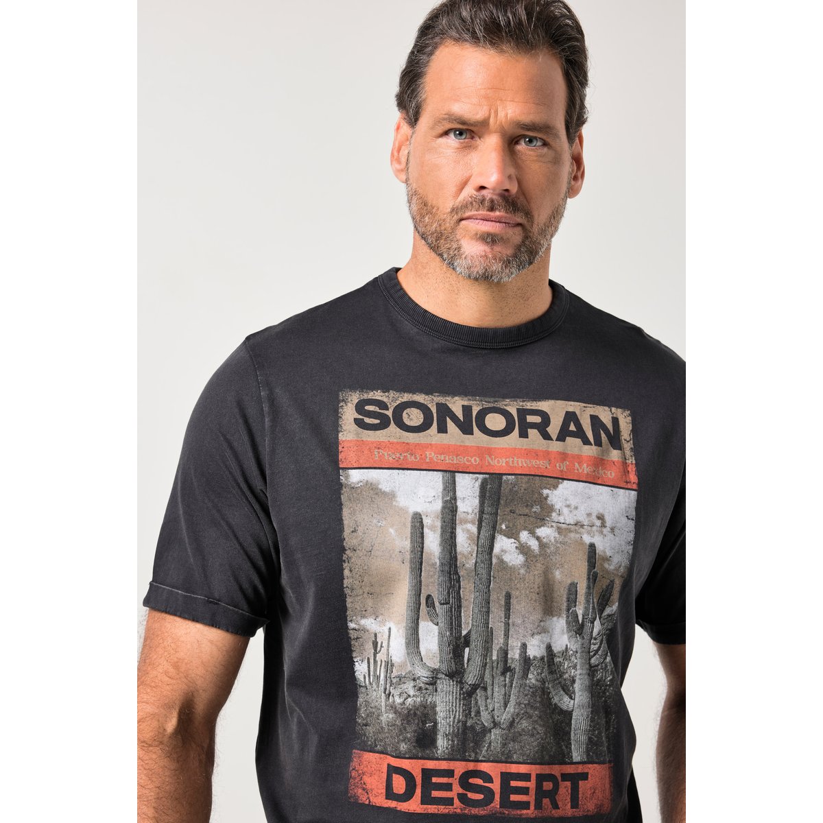 T-shirt, manches courtes et imprimé poitrine noir, JP1880