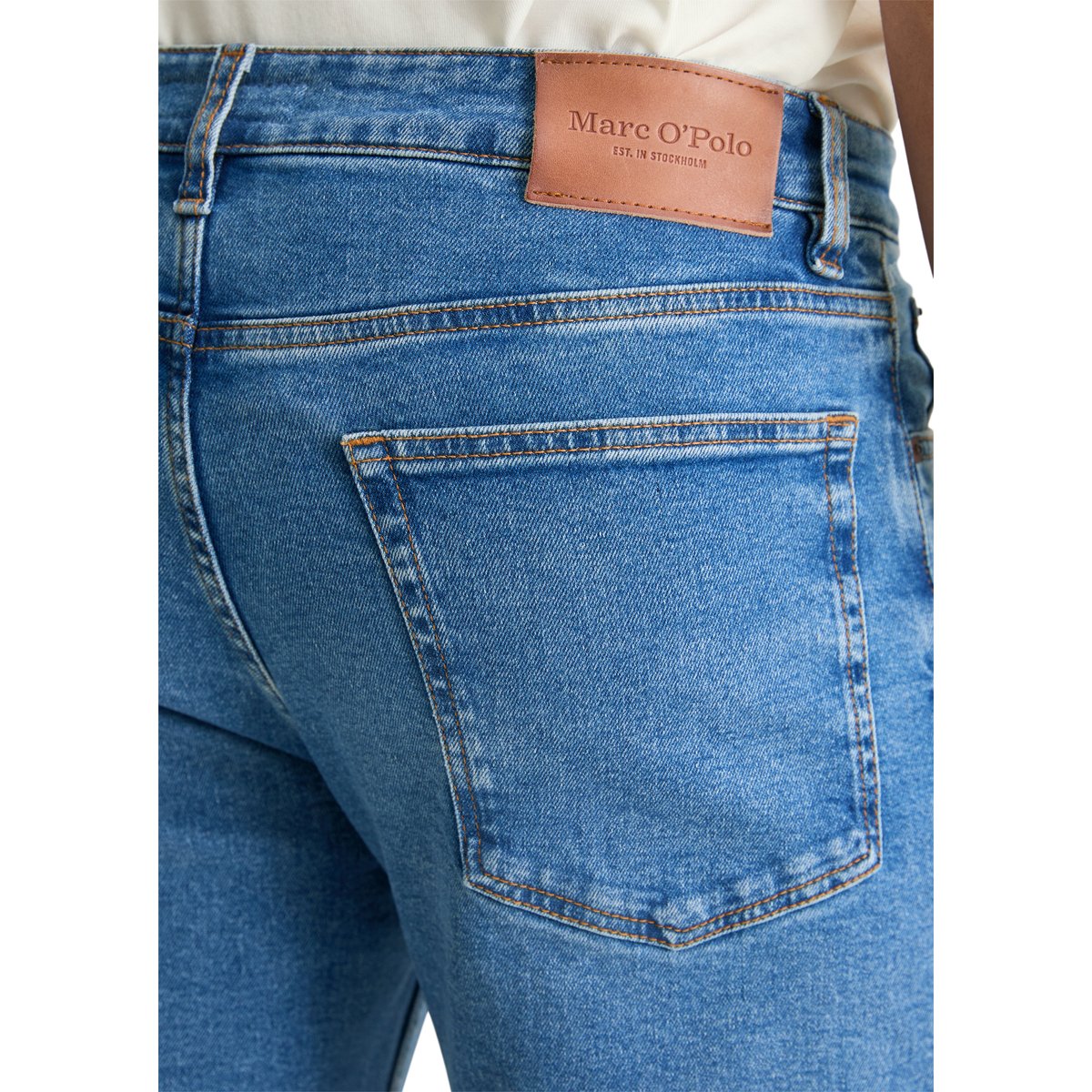 Jeans modèle Kalmo droit en coton bio mélangé bleu moyen, MARC O'POLO