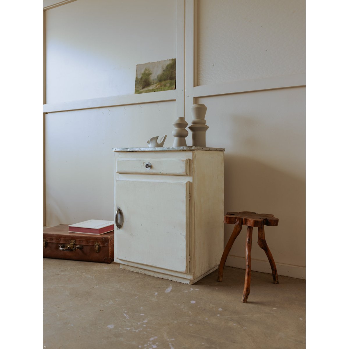 Buffet style MADO au plateau bleu nuit Gilbert N°828 - Bon état bleu foncé, DEBONGOUT