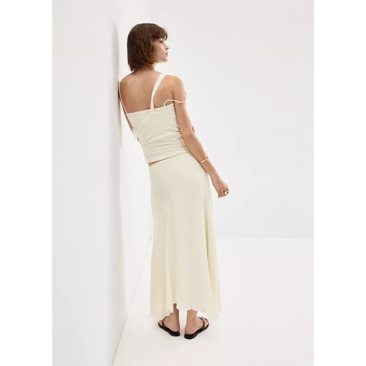 Jupe midi asymétrique blanc cassé, MANGO