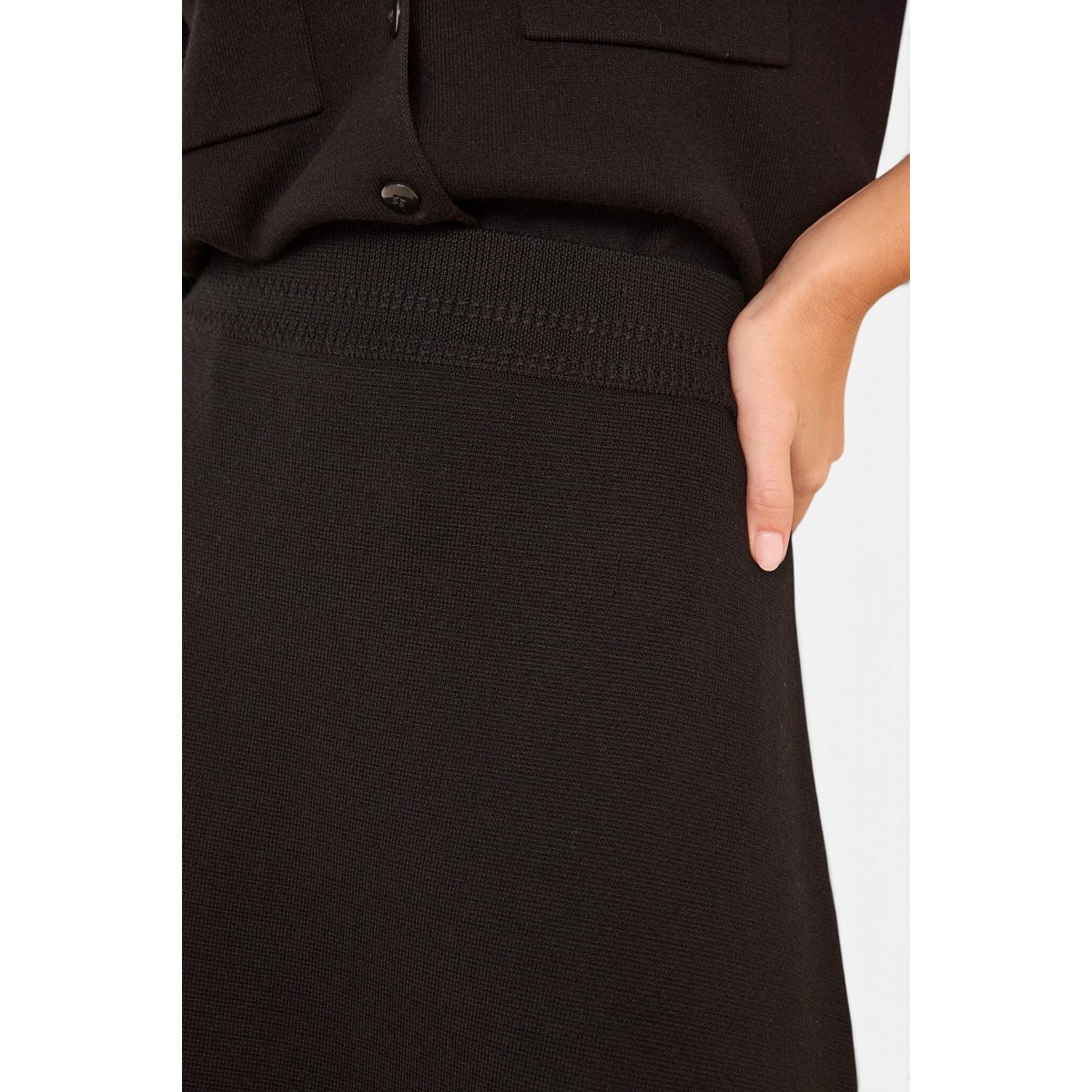Jupe courte en laine VIRGINIA noir, Maison 123
