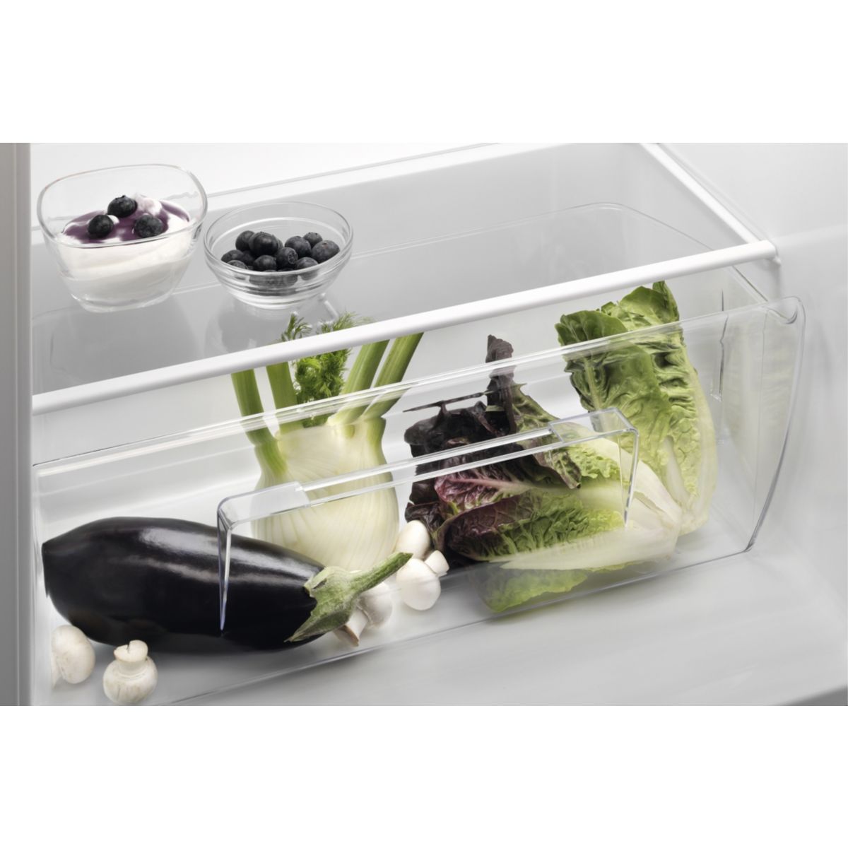 Réfrigérateur 1 porte encastrable LRB3AE88S intégrable, ELECTROLUX