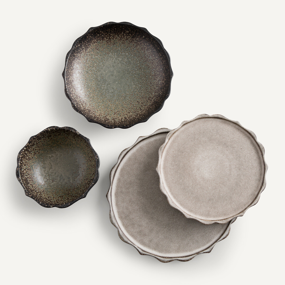 Lot 4 assiettes plates grès émail réactif, Arigato blanc grisé, AM.PM