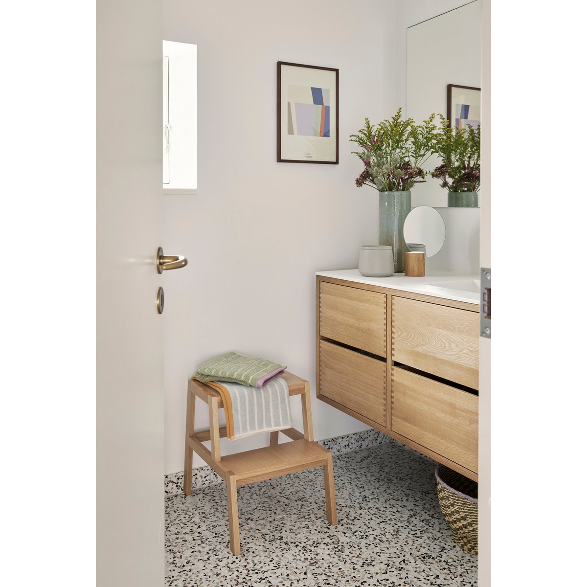 Tabouret en placage de chêne et bois de chêne ALP. naturel, HUBSCH