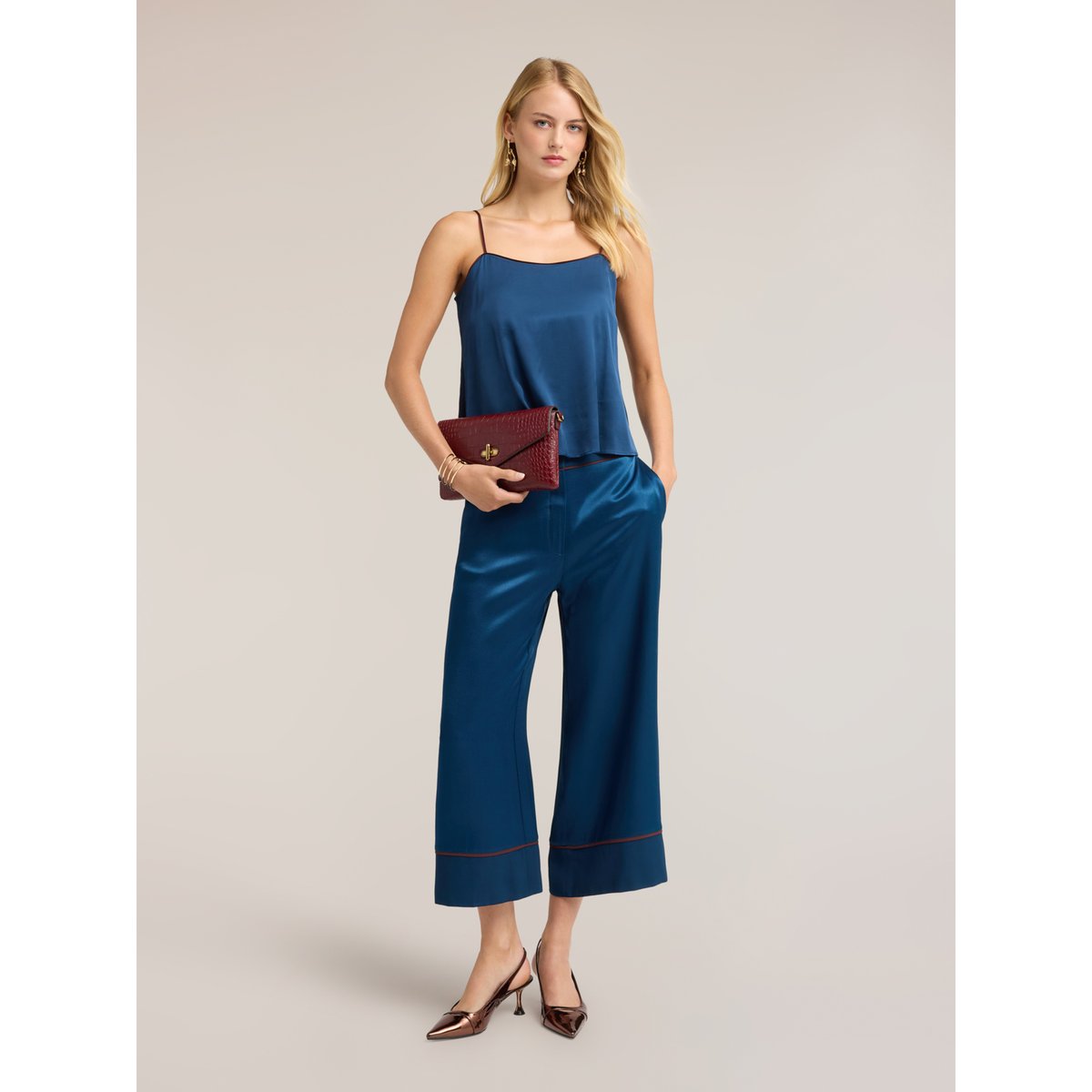 Top avec bordures contrastées bleu, MOTIVI