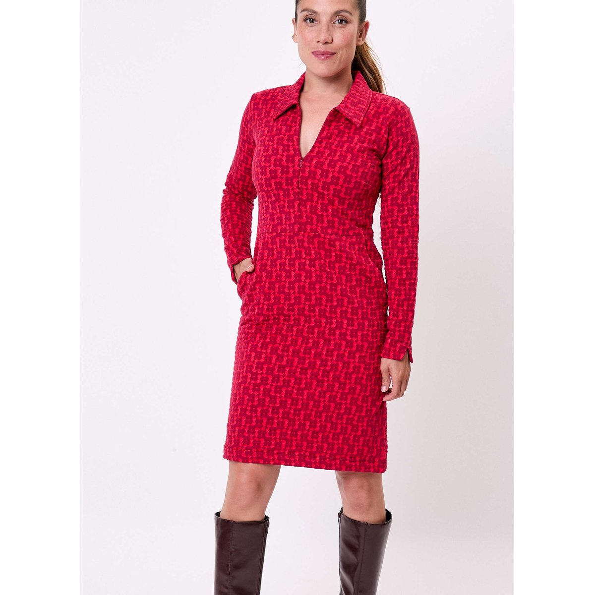 Robe maille jaquard recyclée col zippé CLELIE rouge lucky, PRINCESSE NOMADE