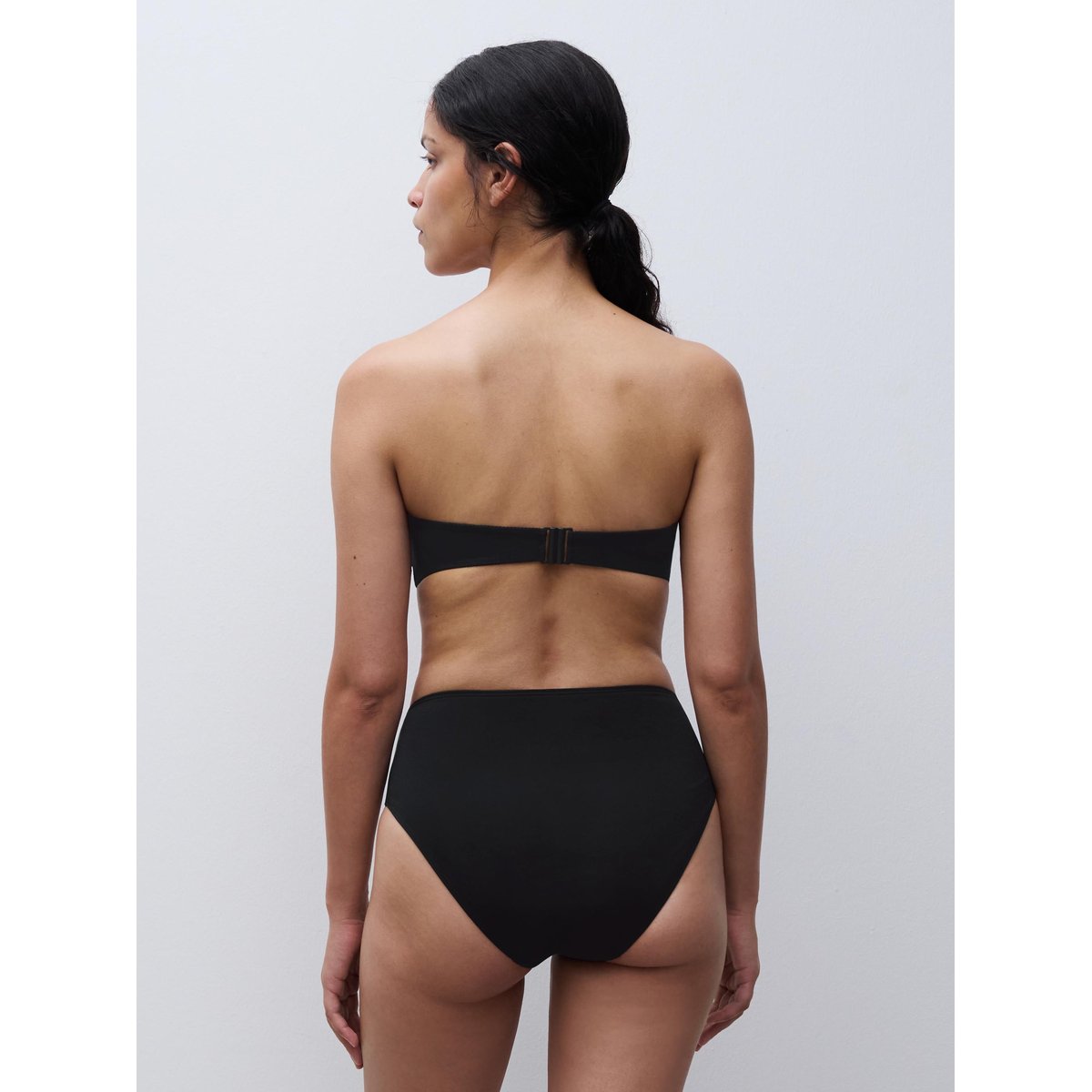 Haut de maillot de bain bandeau coques bretelles amovibles ICON noir, CHANTELLE