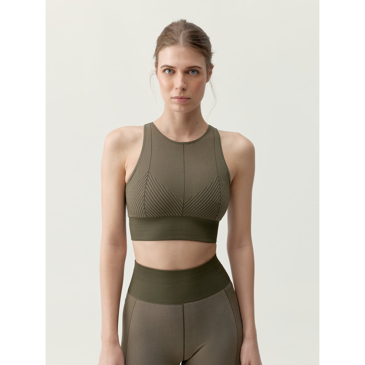 Brassière de sport femme Nube maintien moyen-élevé coussinets amovibles kaki/beige biscuit, BORN