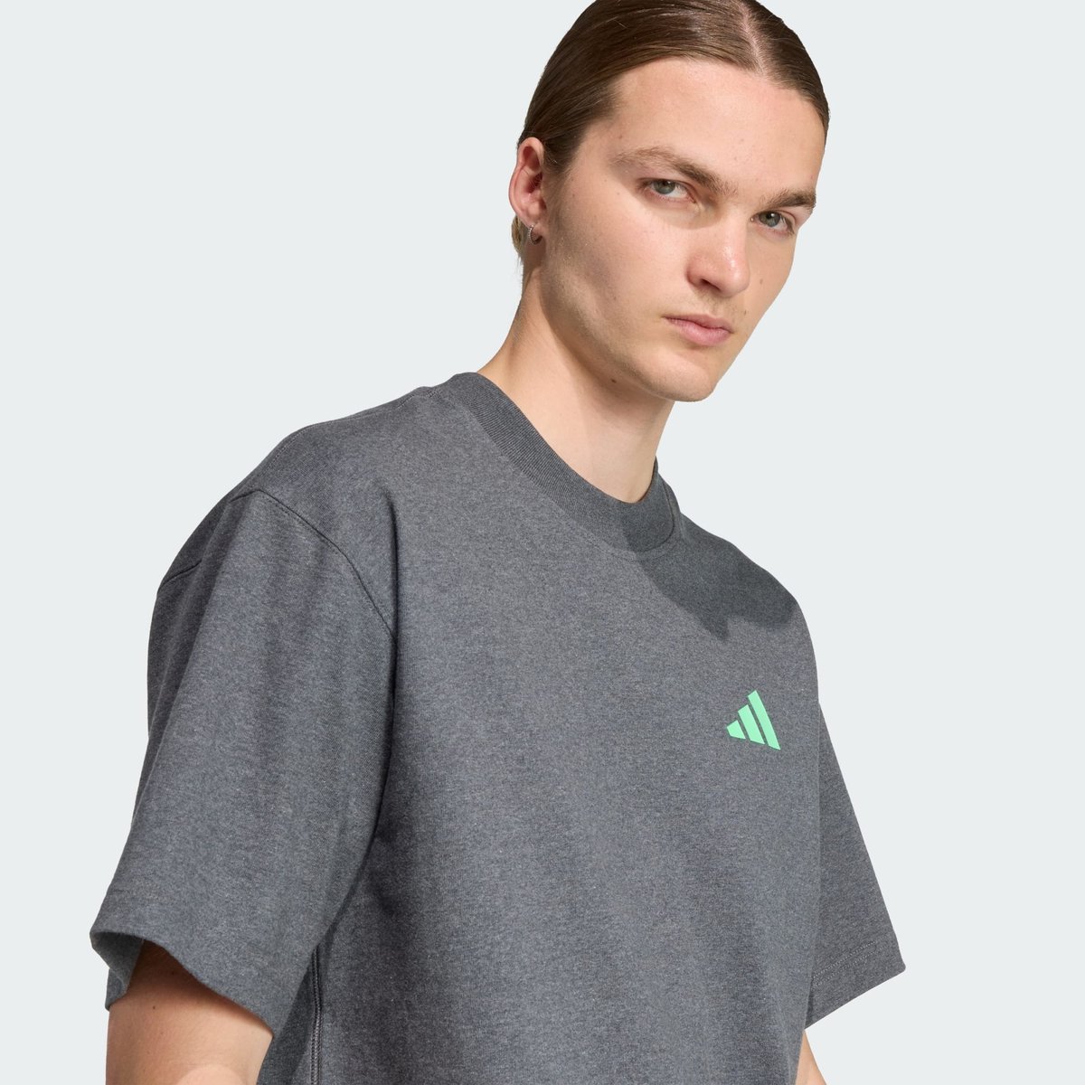 T-Shirt Survêtement Premium Mercedes - Amg Petronas Formula One Team T-Shirt Survêtement Premium Mercedes - Amg Petronas Formula One Team dark grey heather, adidas Performance