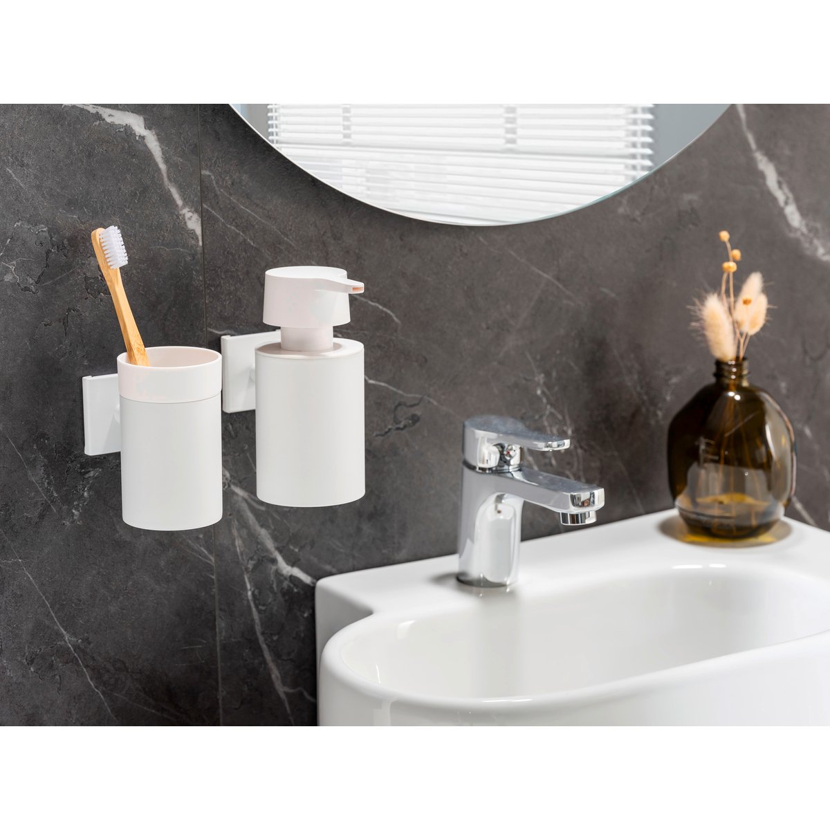 Distributeur de savon mural OVARO blanc, WENKO