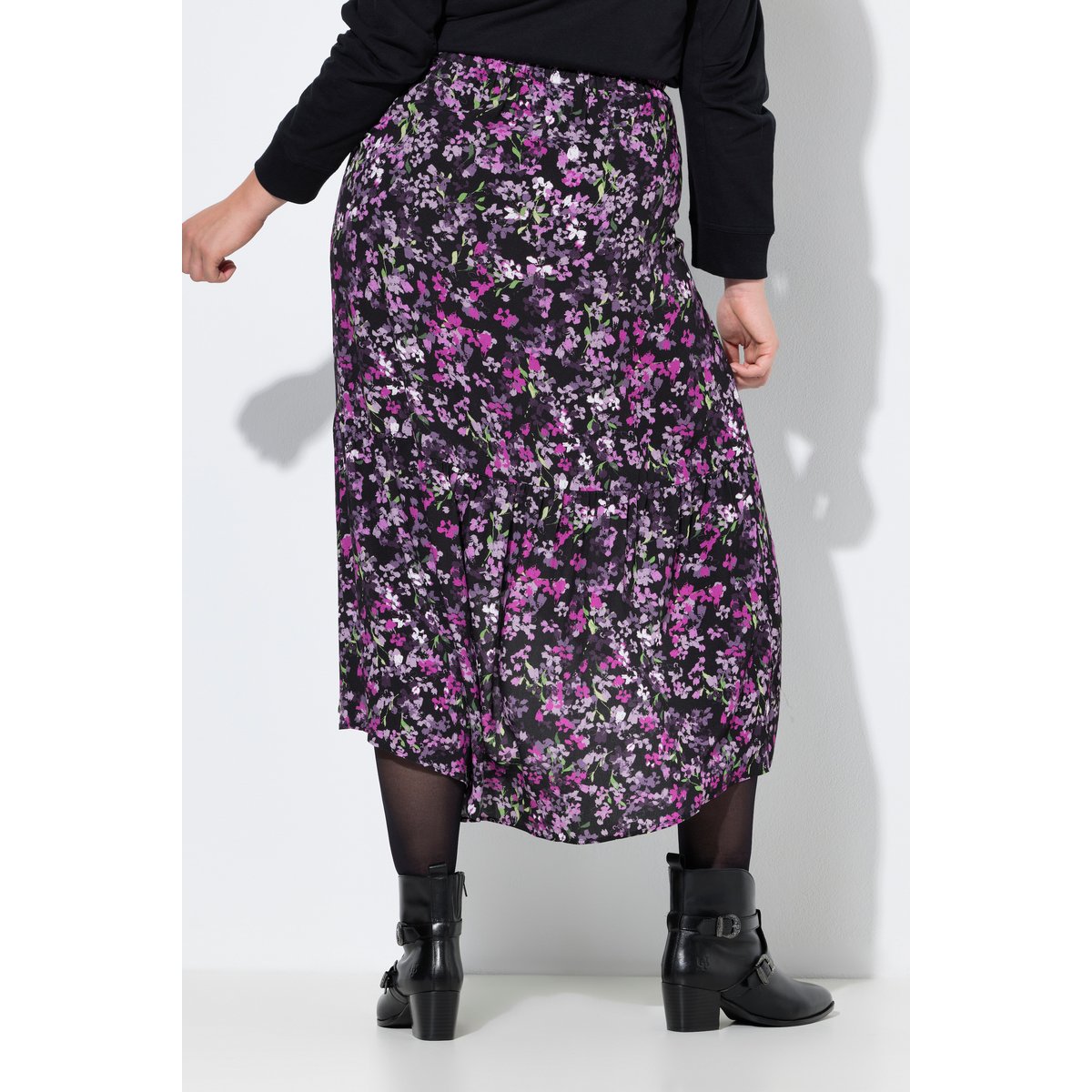 Jupe midi motif à fleurs, base asymétrique lavande, ULLA POPKEN