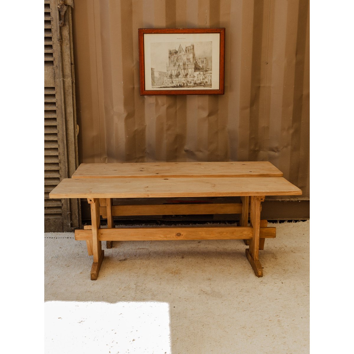 Paire de bancs en bois Antoine N°463 - Bon état bois clair, DEBONGOUT