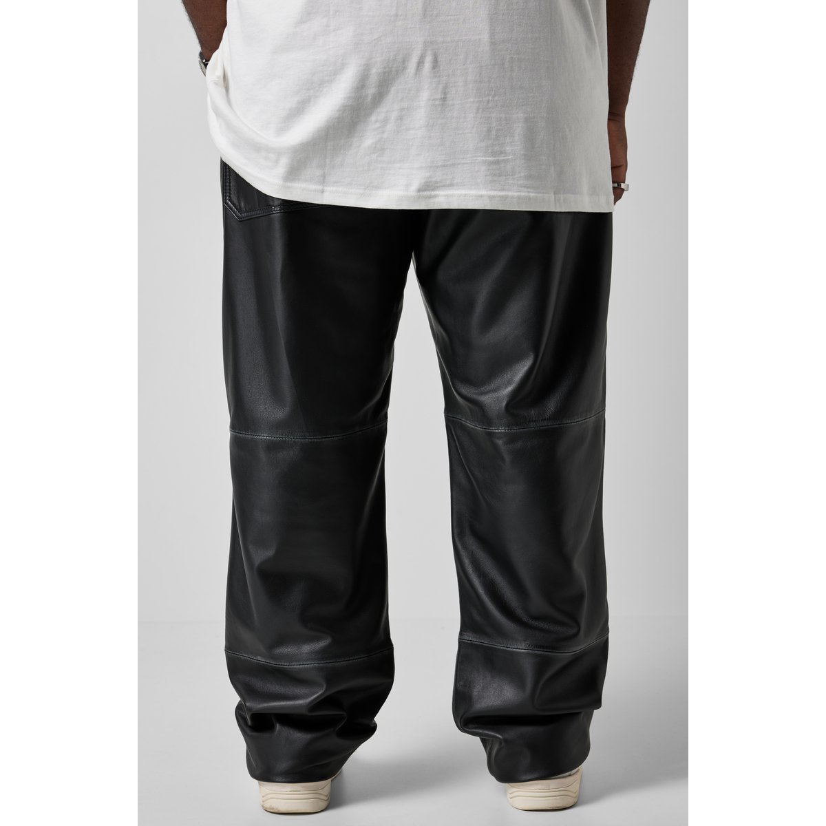 Pantalon en cuir, coupe Baggy Fit noir, STHUGE