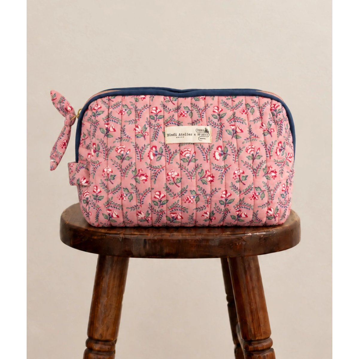 Trousse de toilette Toile de Jouy depuis 1760 - Flora rose framboise, BINDI ATELIER