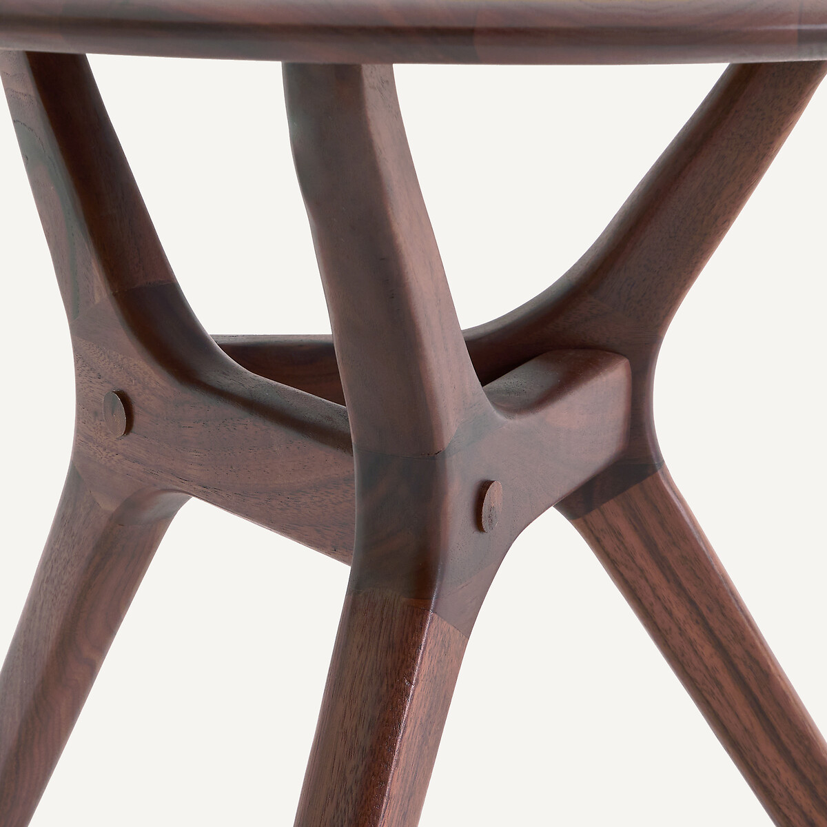 Table basse ronde en noyer massif, diamètre 50 cm, MARICIELO noyer, AM.PM