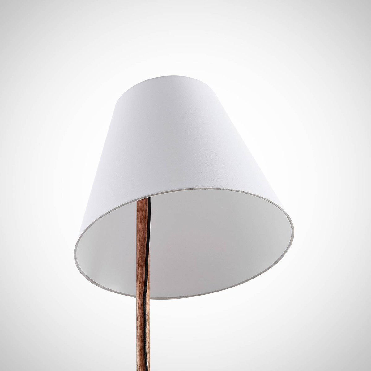 Lampadaire en textile scandinave, Jinda blanc, chêne foncé, LUCANDE