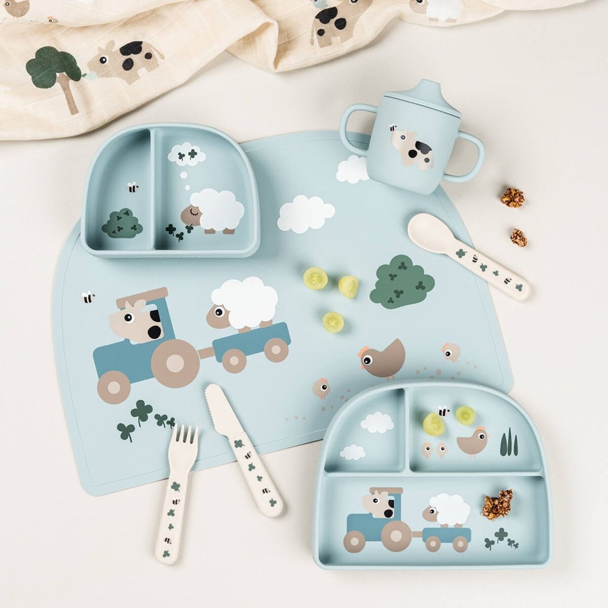 Set de table bleu, DONE BY DEER