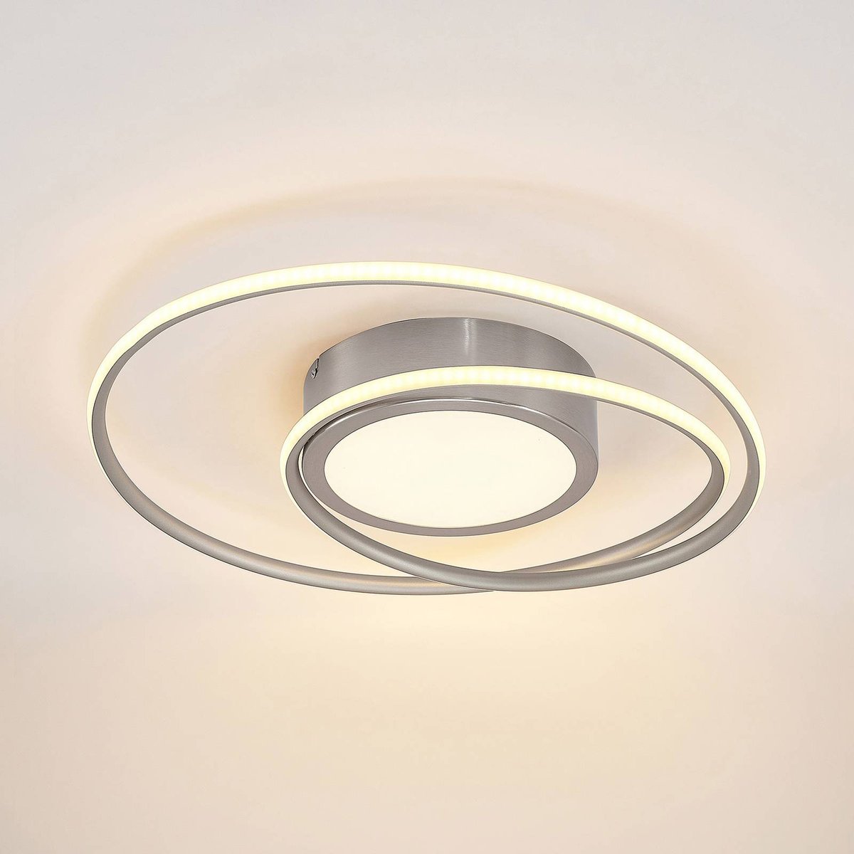 Plafonnier en aluminium moderneLED, Bovia aspect nickel satiné, LINDBY
