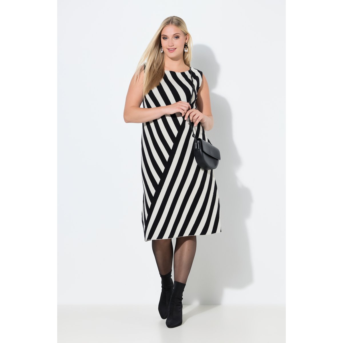 Robe en maille à rayures, encolure bateau noir, ULLA POPKEN