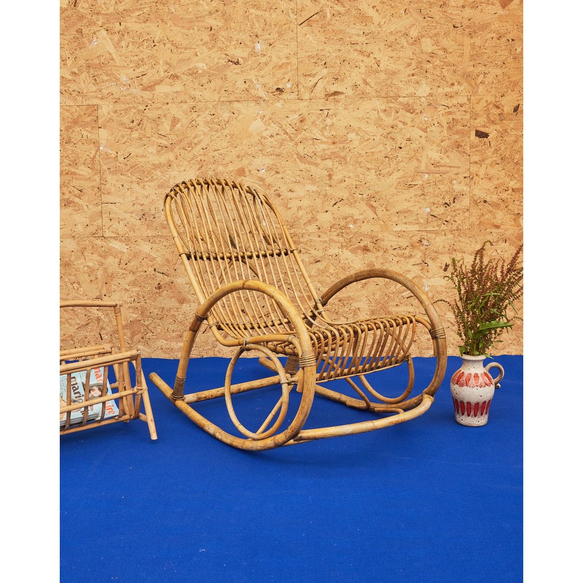 Rocking-chair en rotin Alibert N°80 - Bon état bois clair, DEBONGOUT