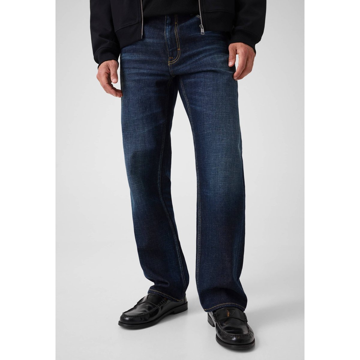 Jean Kenneth Straight bleu, GUESS