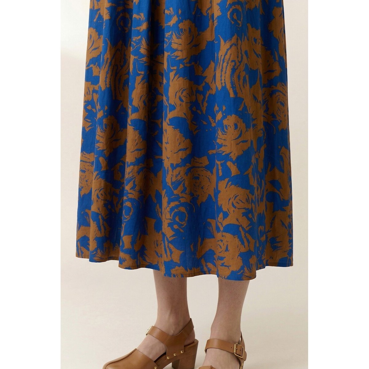 Robe chemise ample imprimé floral, ROCA imprimé bleu/caramel, LEON & HARPER