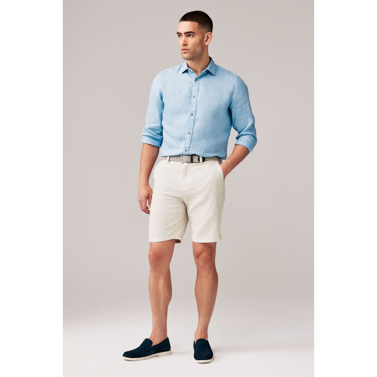 Short chino ceinture fournie grège, NEXT