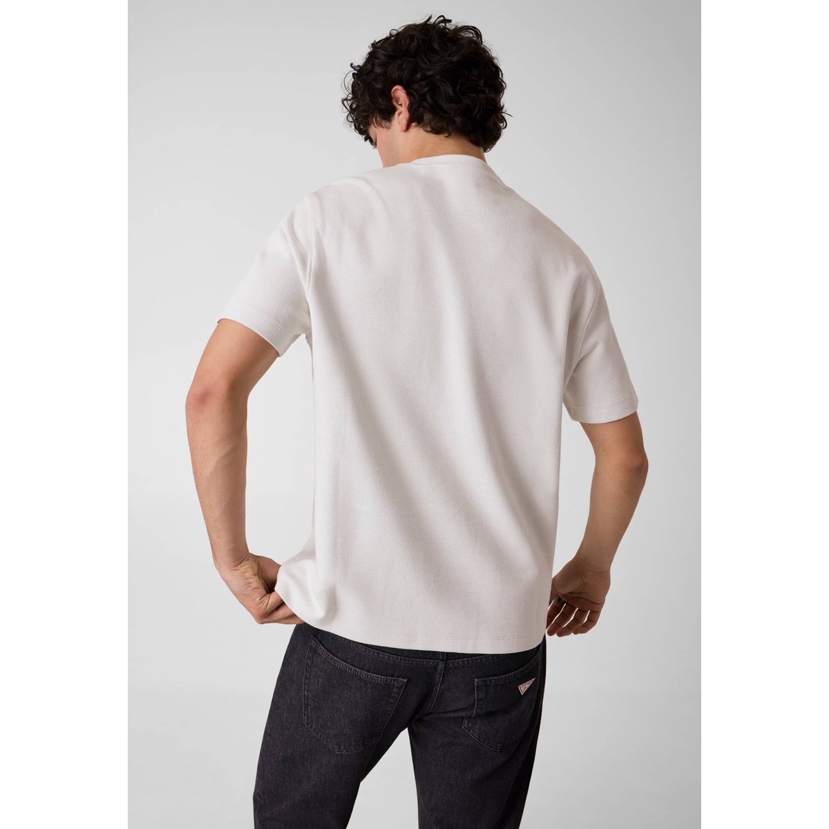 T-Shirt Avec Logo Brodé blanc, GUESS