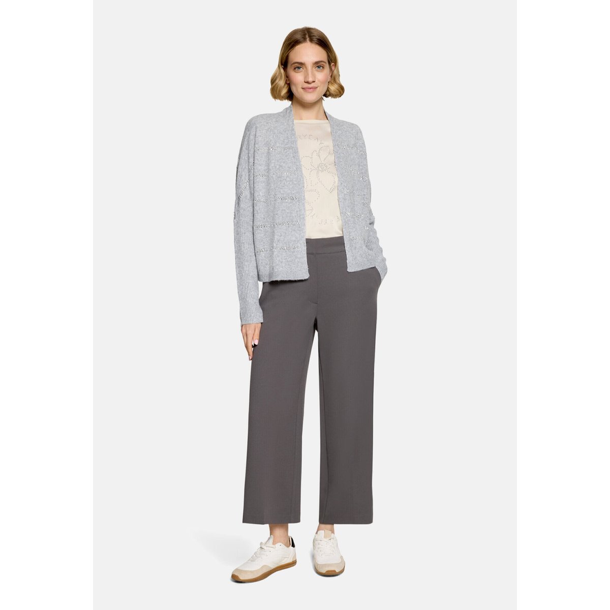 Cardigan en fine maille à paillettes light silver melange, BETTY BARCLAY