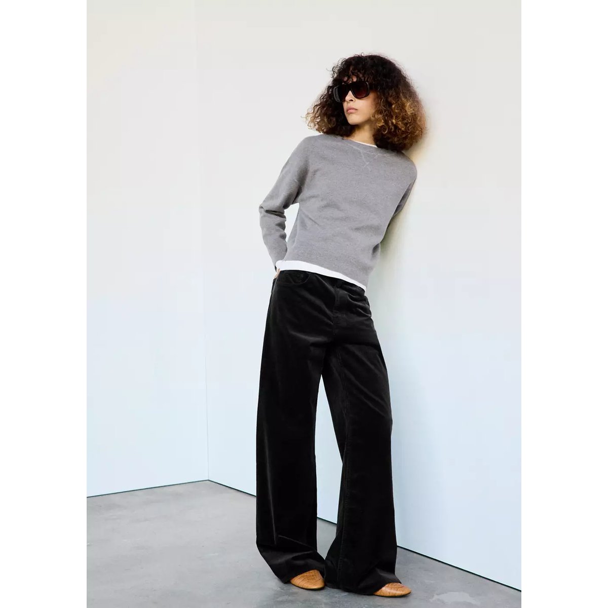 Pantalon en velours côtelé wide-leg noir, MANGO