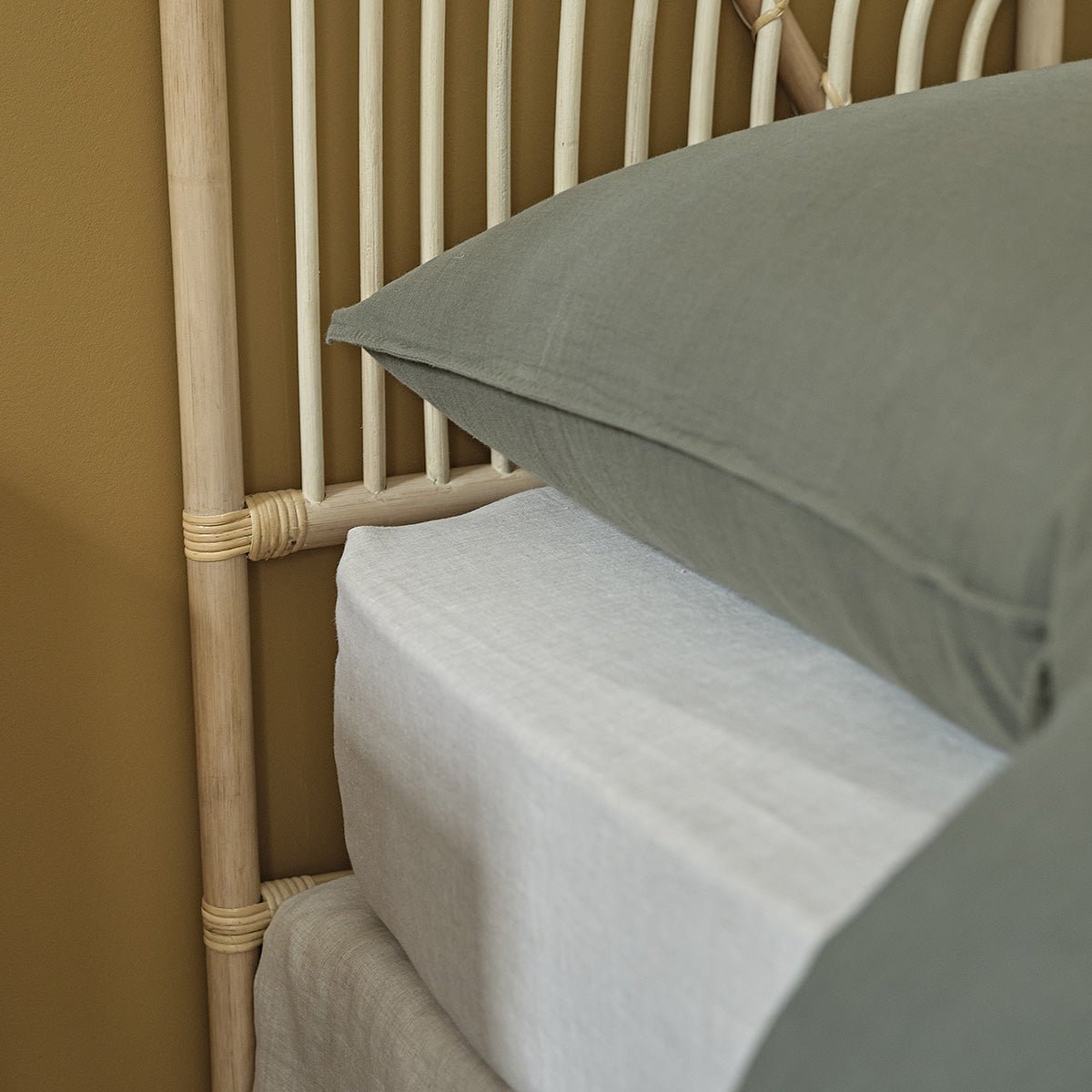 Tête de lit enfant arrondie en rotin 90 cm BOHO naturel, BERAH GETAH