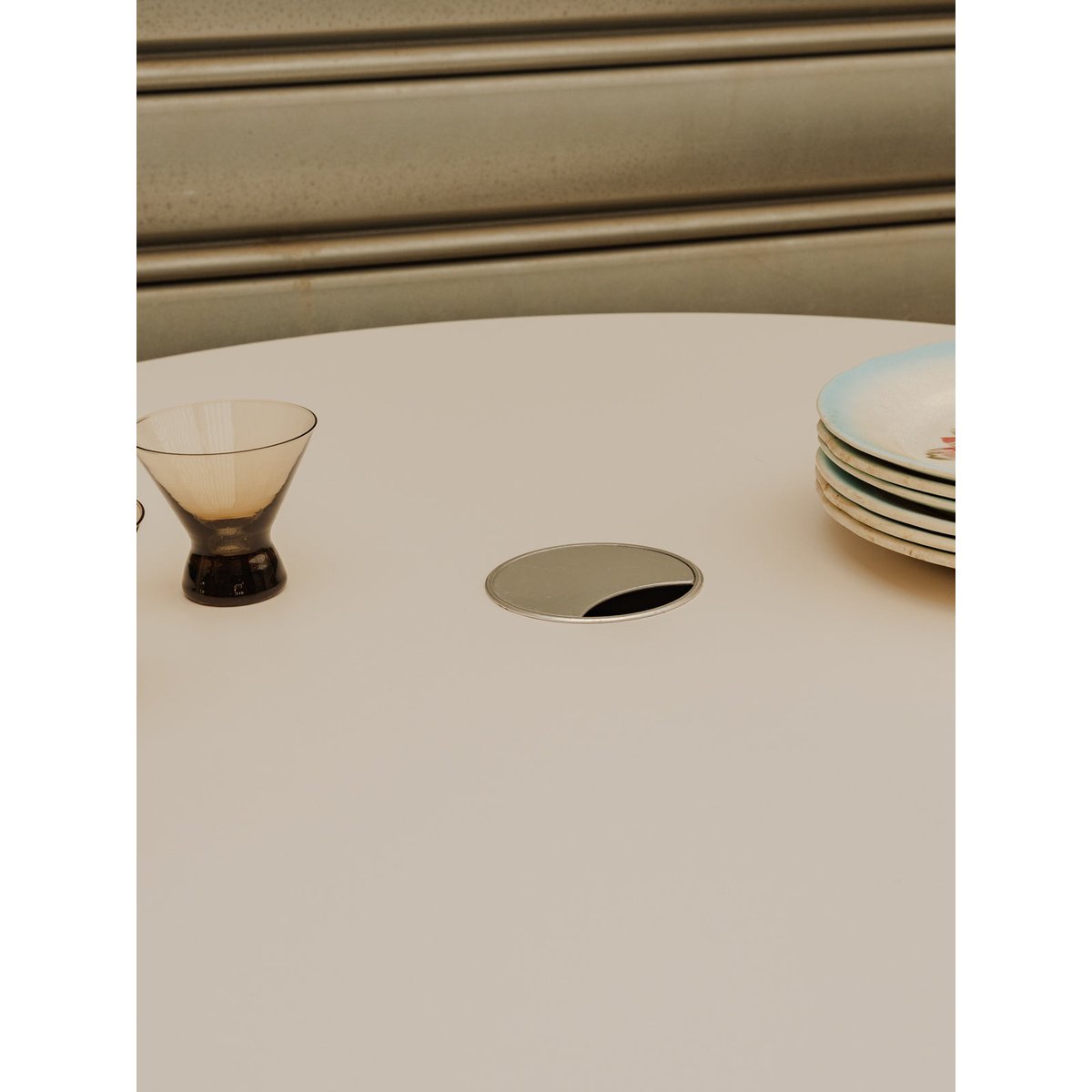 Table à manger chromée et en bois blanc Karla N°1309 - Bon état blanc, DEBONGOUT