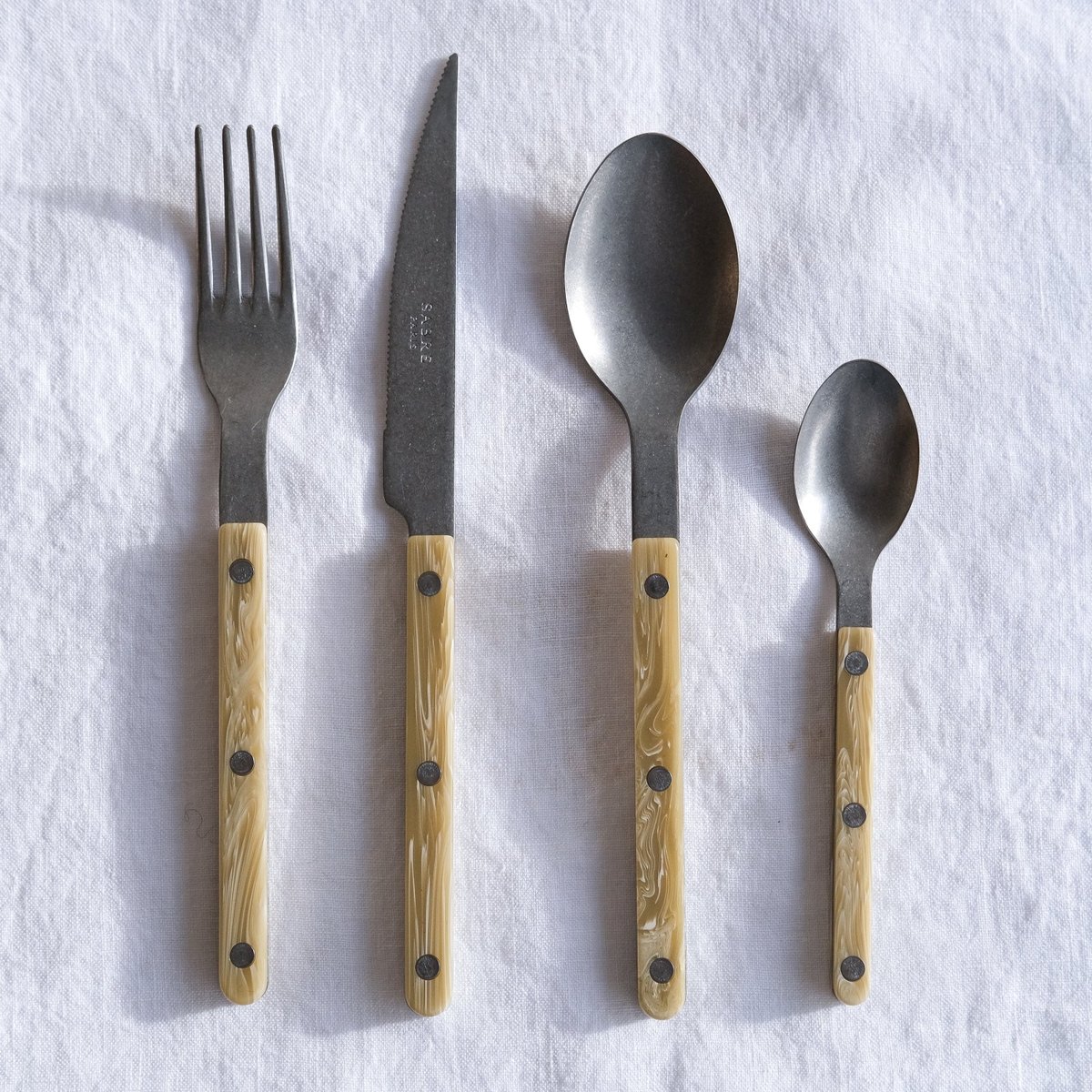 Set de 4 couverts de table, Bistrot Vintage effet corne, SABRE