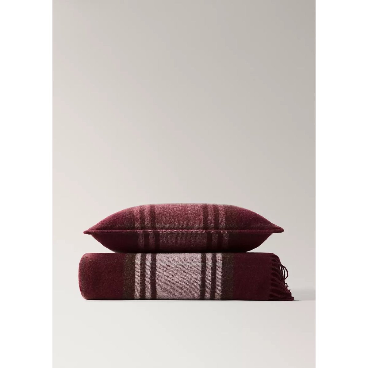 Couverture laine à carreaux rouge, MANGO HOME