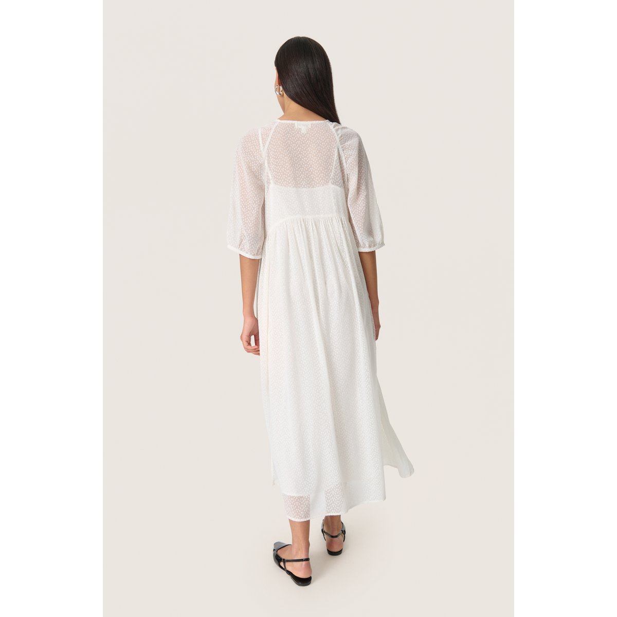 Robe blanc whisper white, SOAKED IN LUXURY